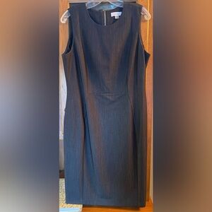Like new! Calvin Klein Women’s 10 Sheath Dress